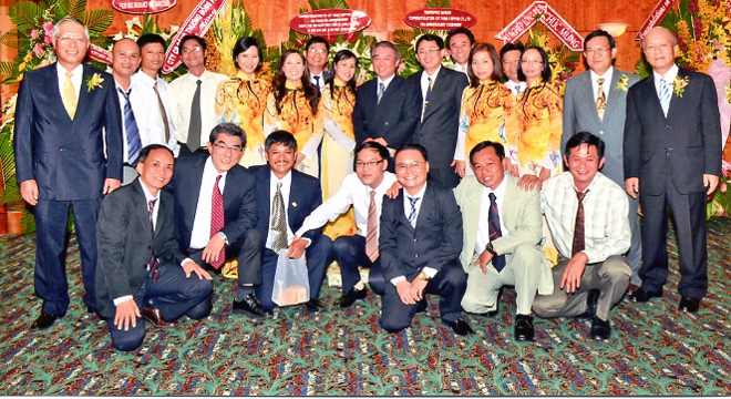 Ban Lãnh đạo Công ty - Management Board